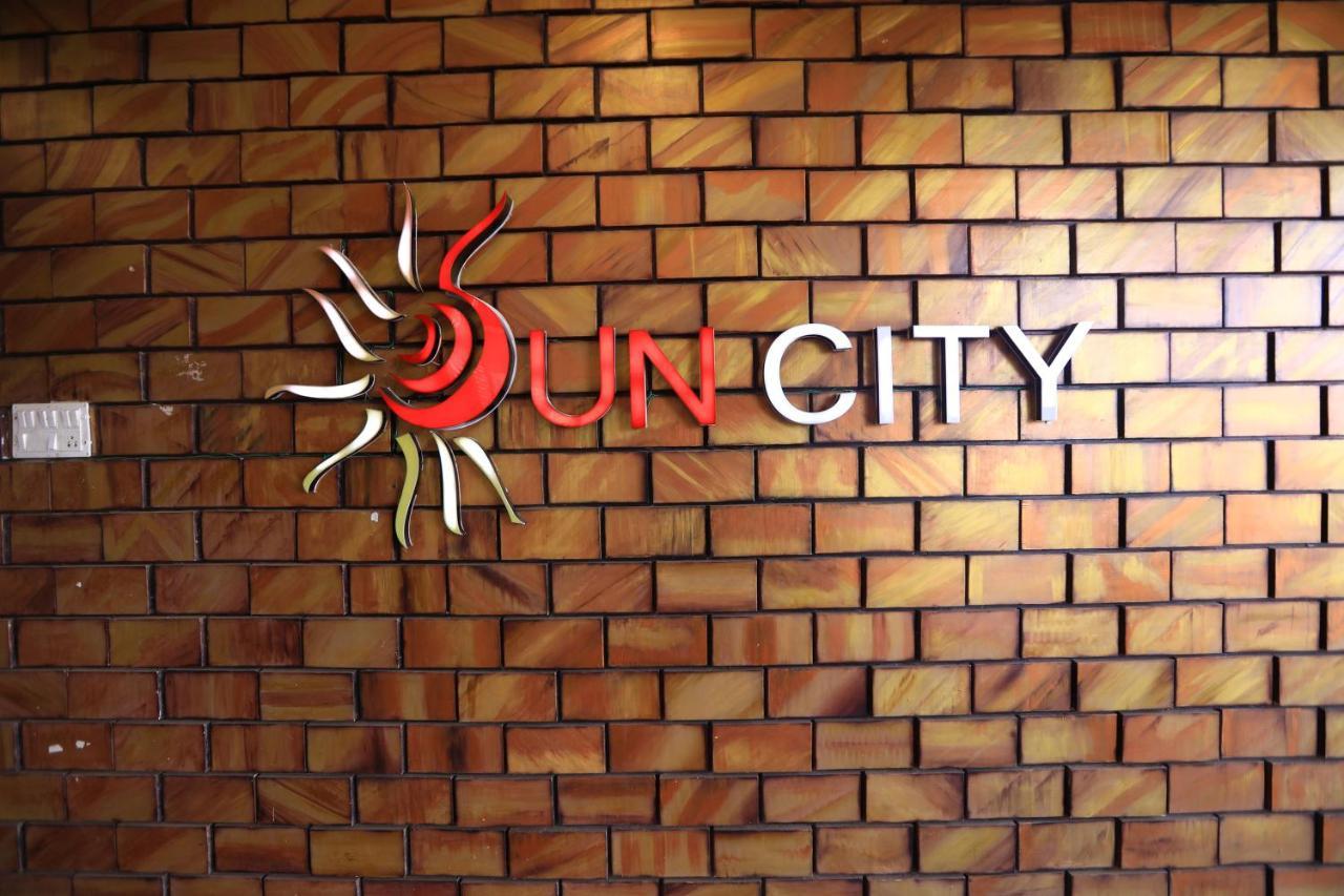 The Suncity Bhubaneswar Buitenkant foto