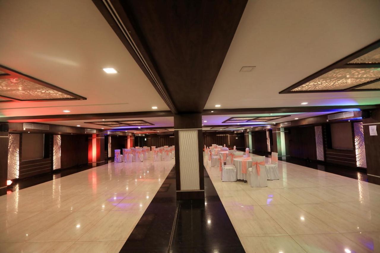 The Suncity Bhubaneswar Buitenkant foto