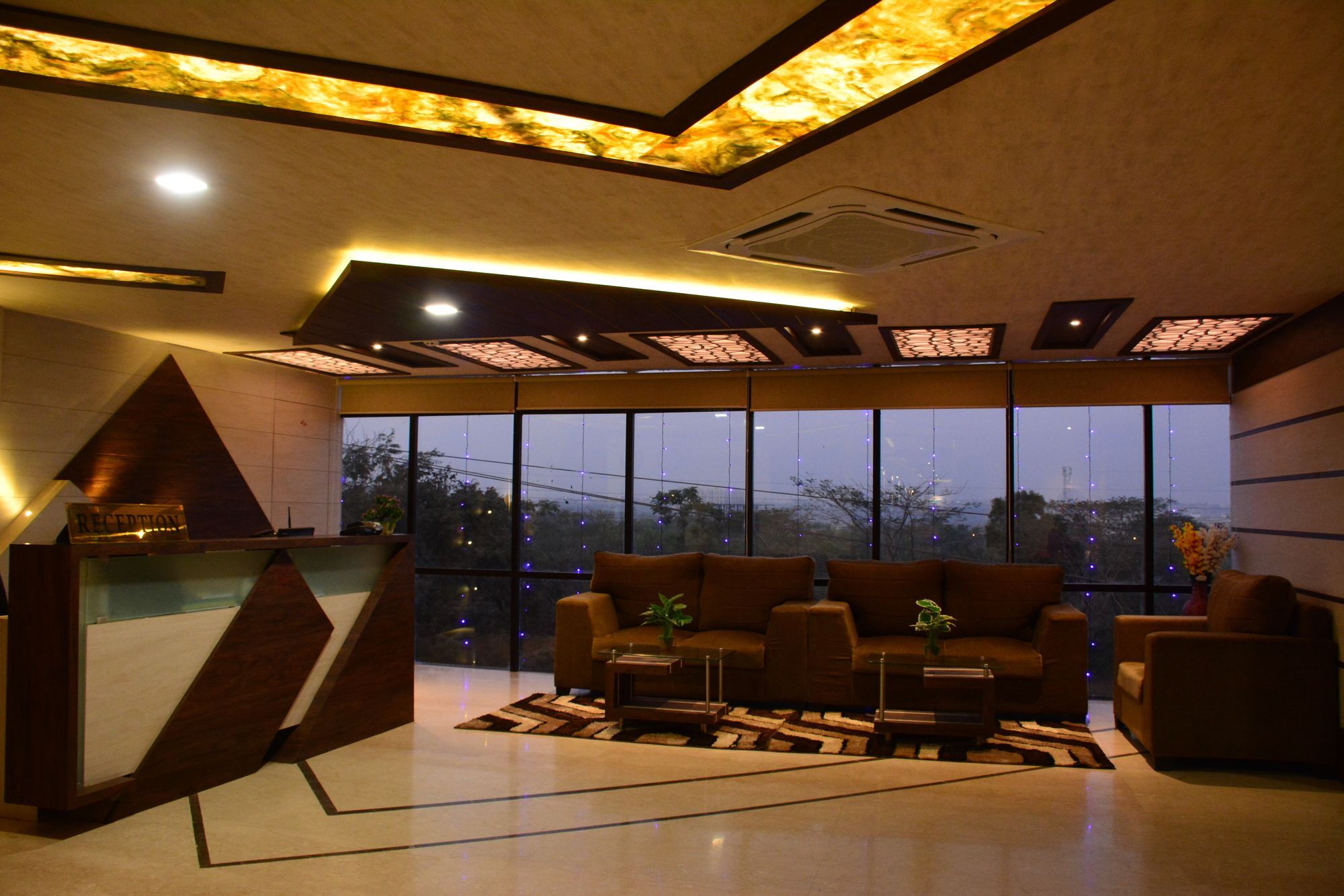 The Suncity Bhubaneswar Buitenkant foto