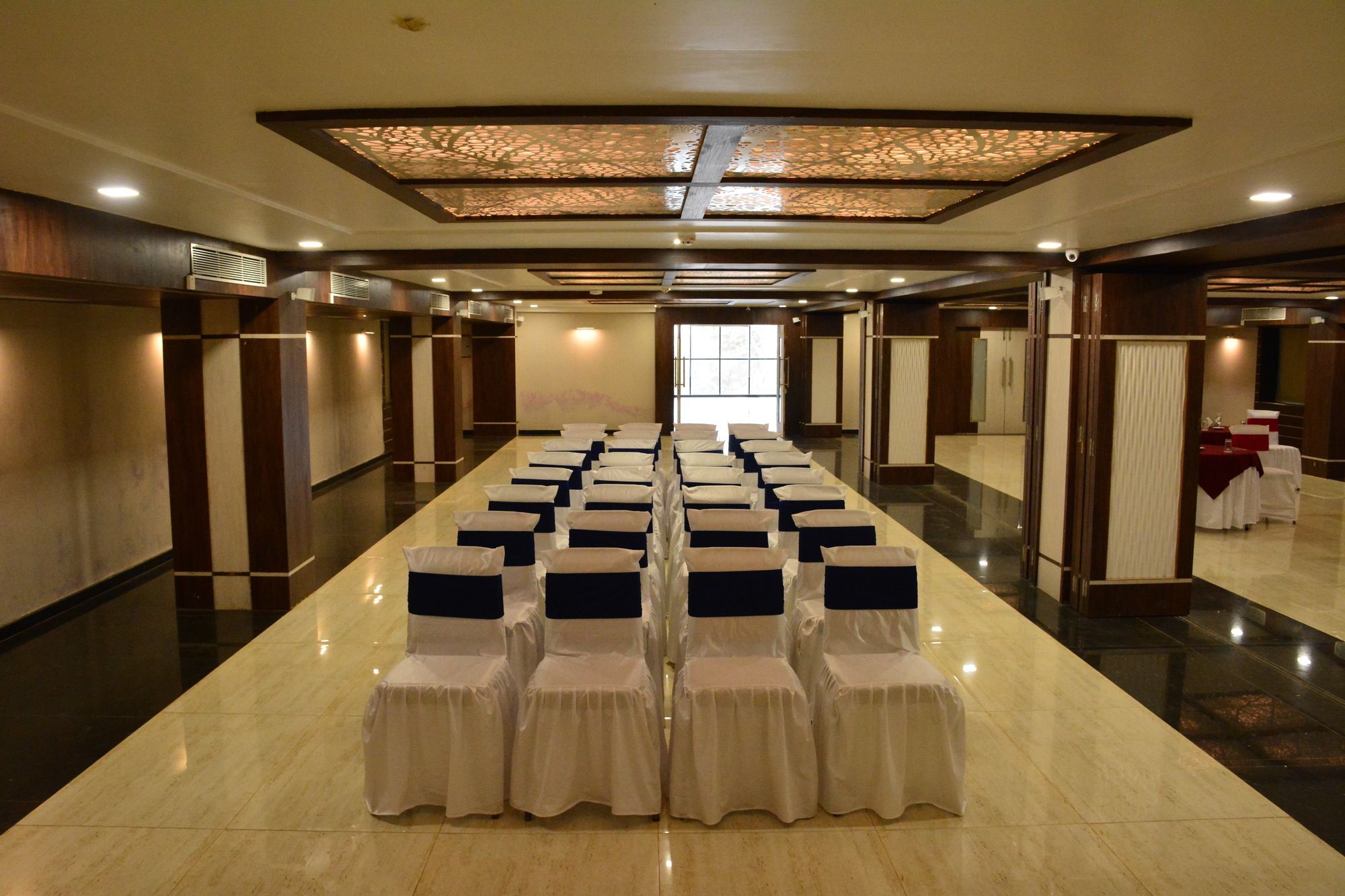 The Suncity Bhubaneswar Buitenkant foto